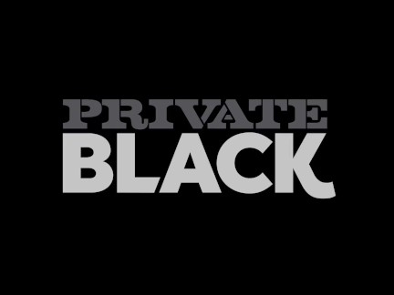PrivateBlack - горячая журналистка Marilyn Sugar доит черный член в интервью!